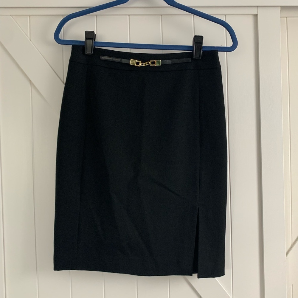 Express Black Pencil Skirt Size 4 Lined Back Zip Work Office Classic Chic